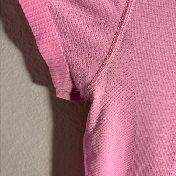 Lululemon Pink Swiftly Tech Top - Picture 4 of 8